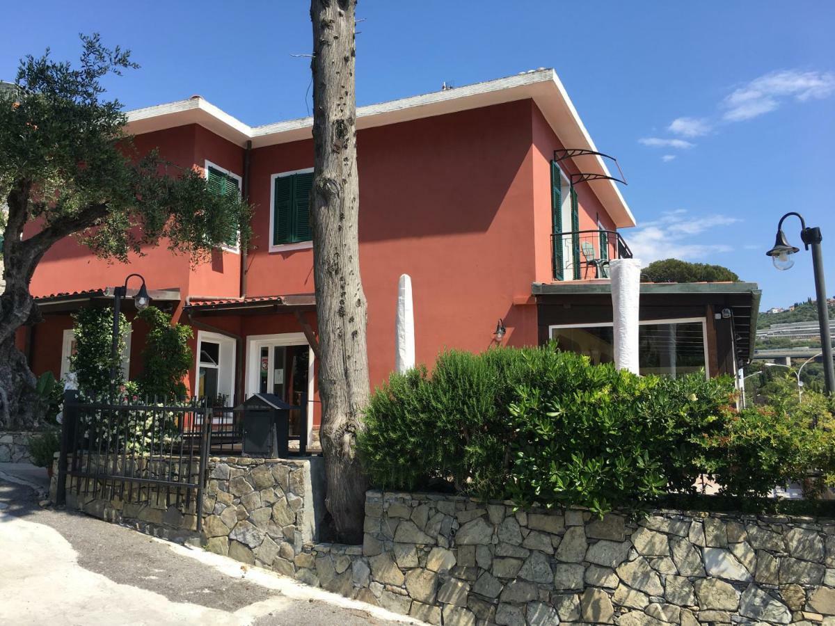 Hotel Baia Dei Gabbiani à San Lorenzo al Mare Extérieur photo