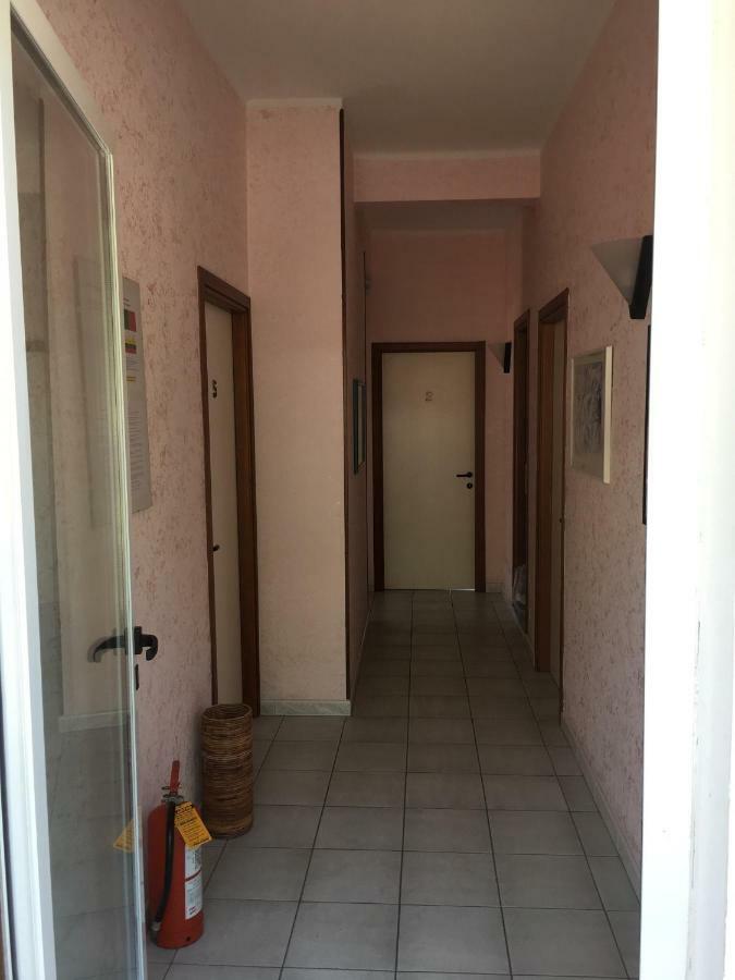 Hotel Baia Dei Gabbiani à San Lorenzo al Mare Extérieur photo